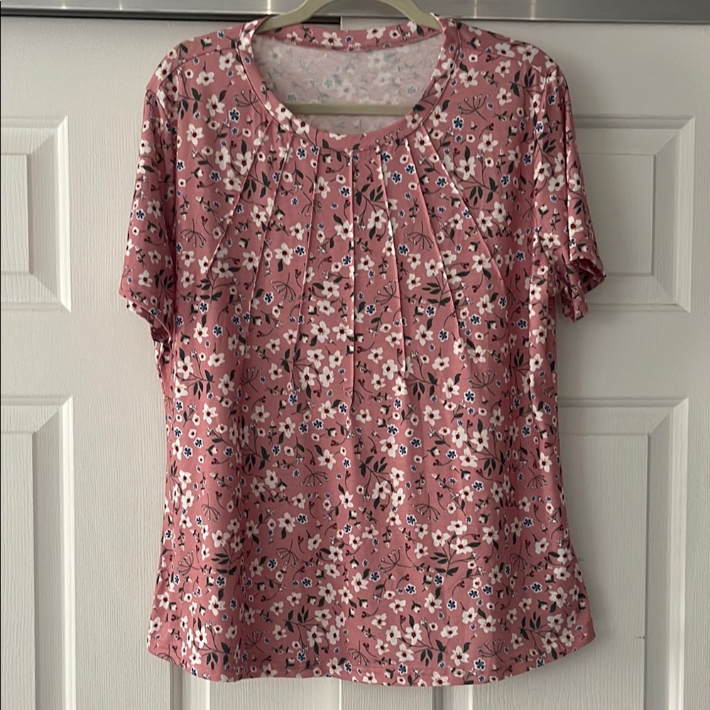 Floral Pink Women's Top Size XL